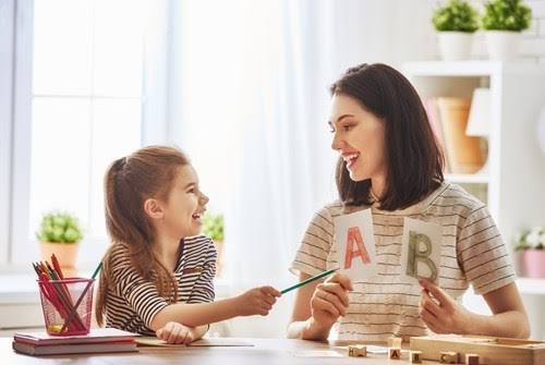 Phương pháp giúp trẻ tự giác và thích thú học tiếng Anh tại nhà